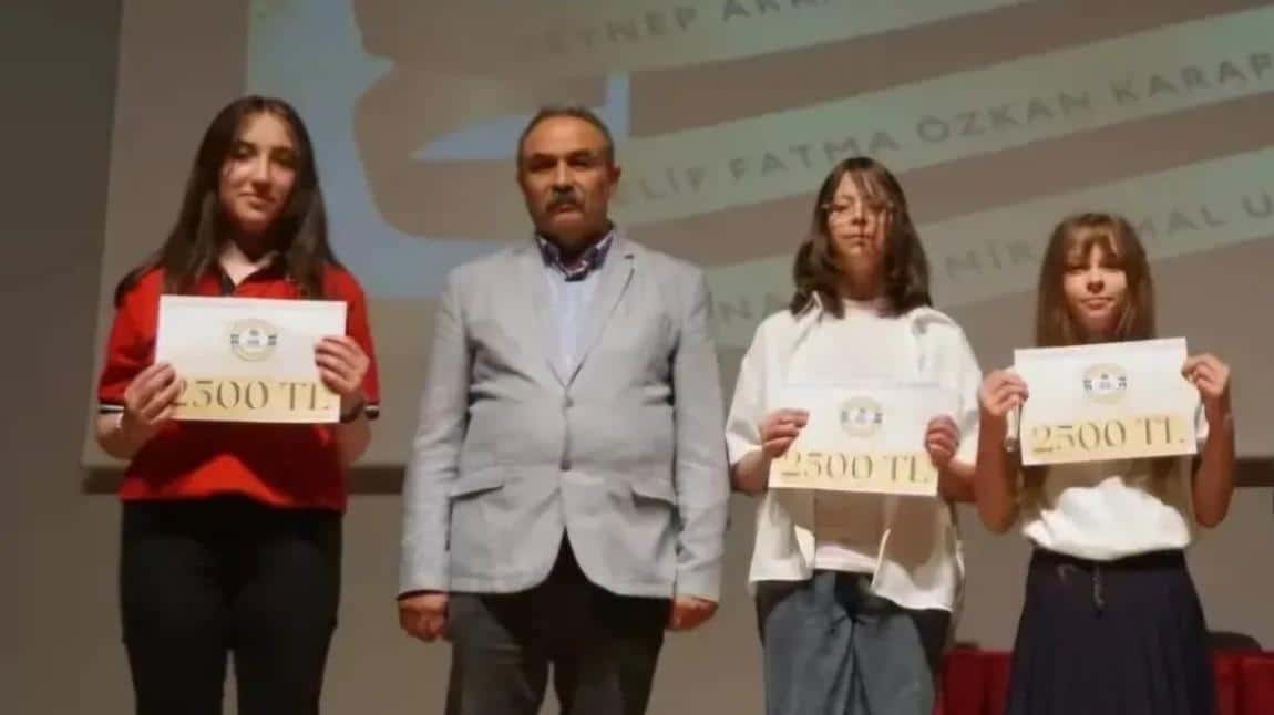 40 HADİS EZBERLEME VE OKUMA YARIŞMASI
